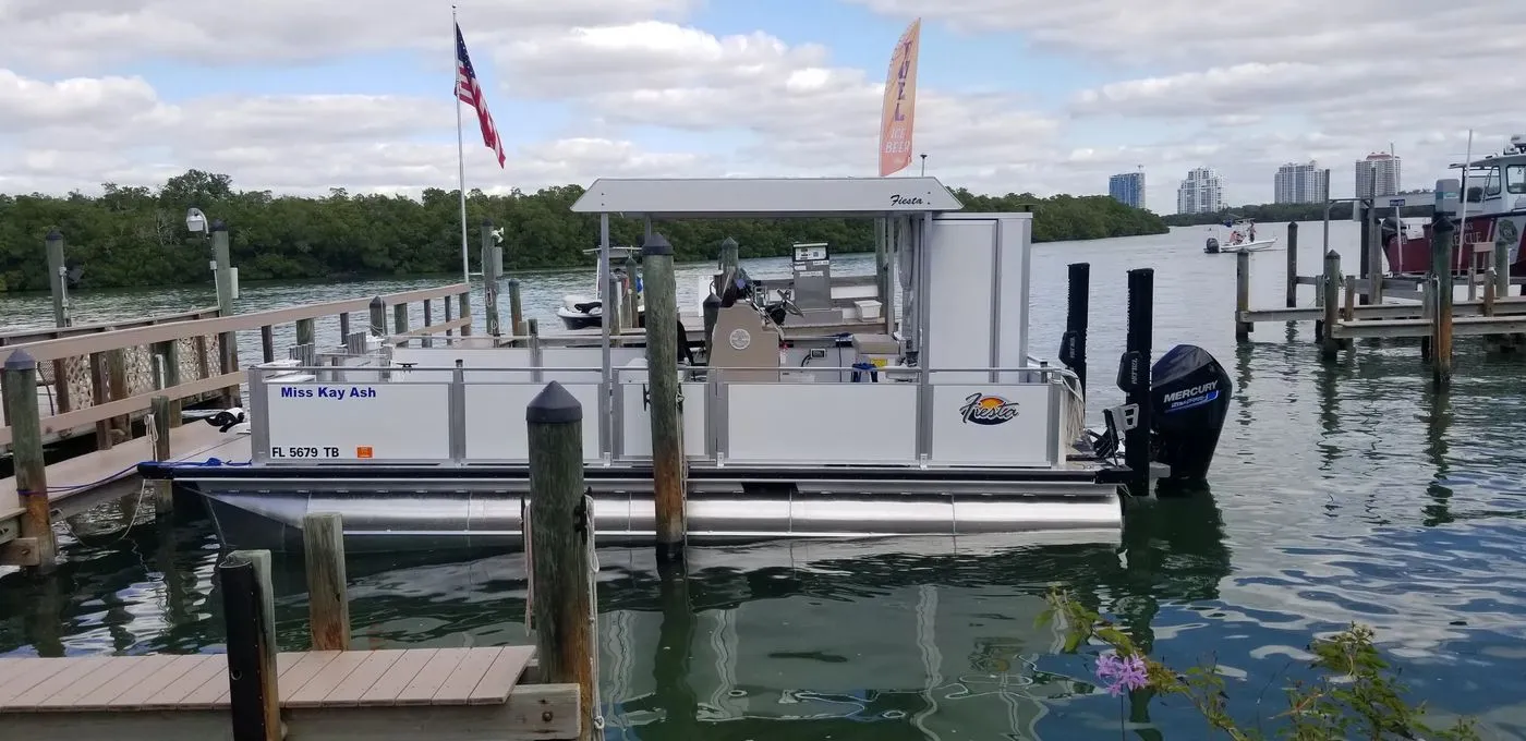 Miss Kay Ash — 24ft custom pontoon